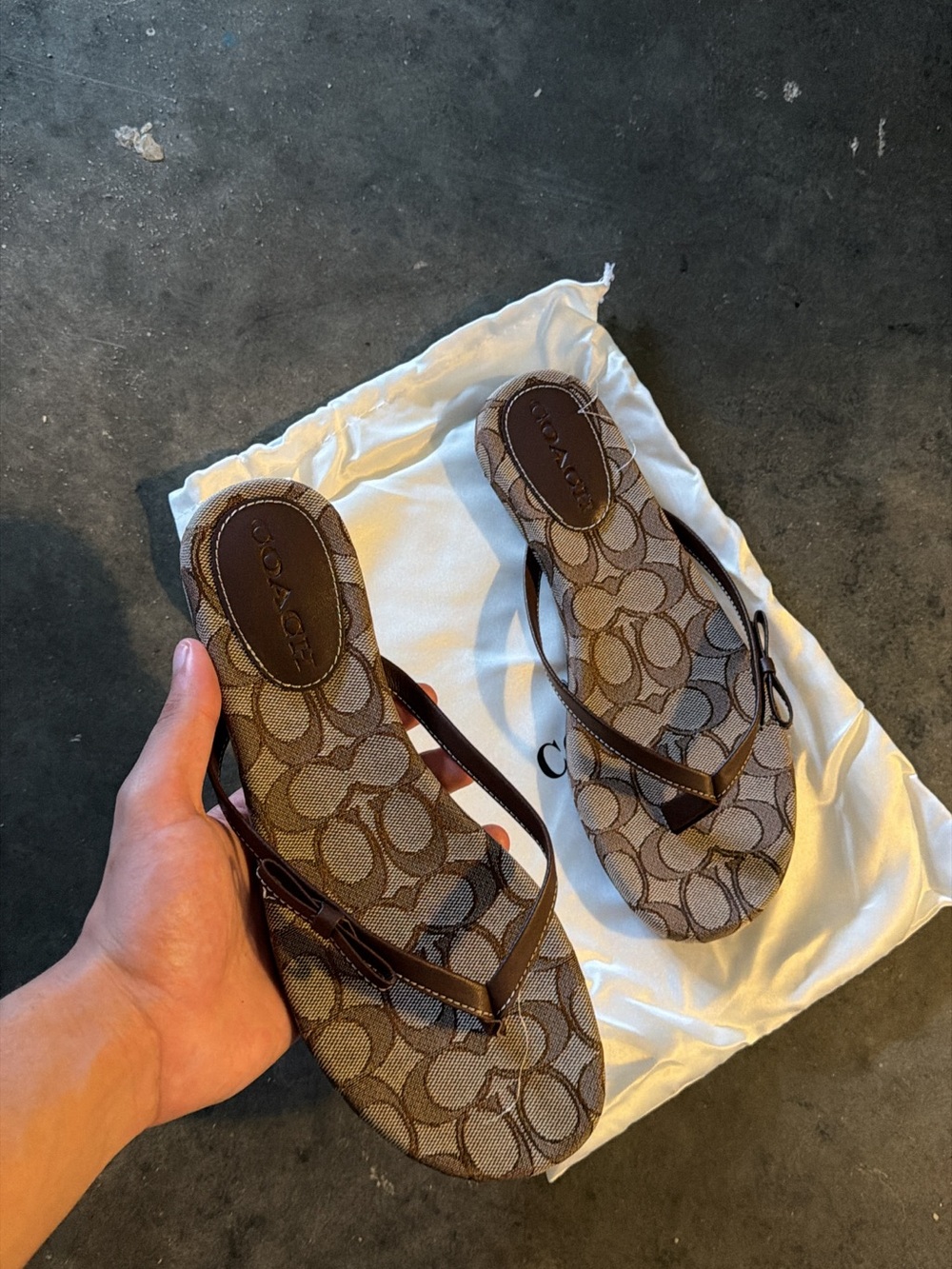 Coach Brown Signature Canvas Logo Flip Flop Sandals - Brown/Tan